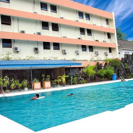 Sahid Kawanua Hotel Manado Eksteriør billede