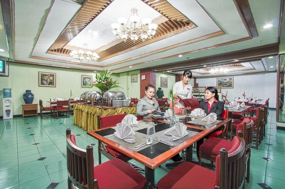 Sahid Kawanua Hotel Manado Eksteriør billede