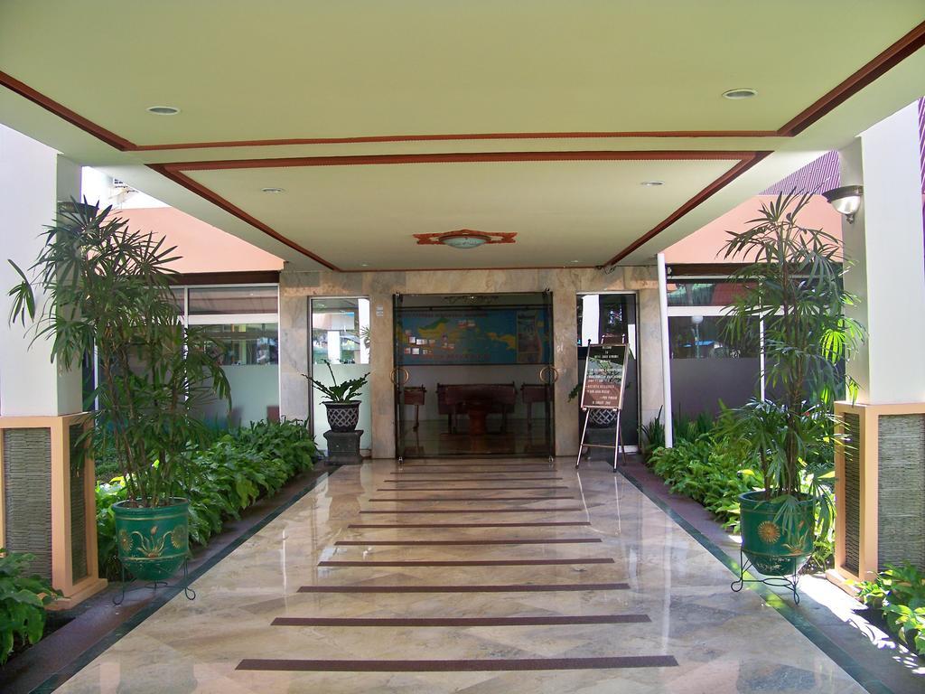 Sahid Kawanua Hotel Manado Eksteriør billede